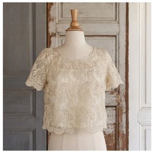 Elestory Cream Lace Top Holly M